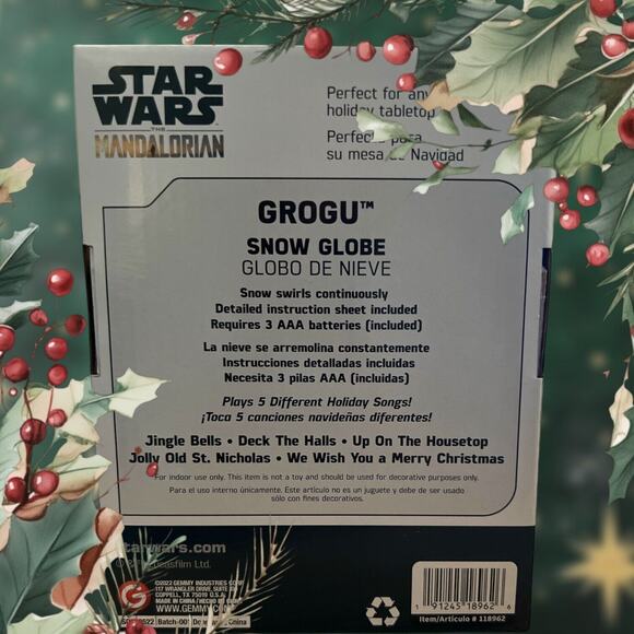 StarWars Mandolarian Grogu Musical Air Snow Globe Plays 5 Christmas tunes NIB - Picture 5 of 5